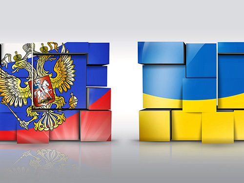 Flaggen in Wuerfelform Russland und Ukraine